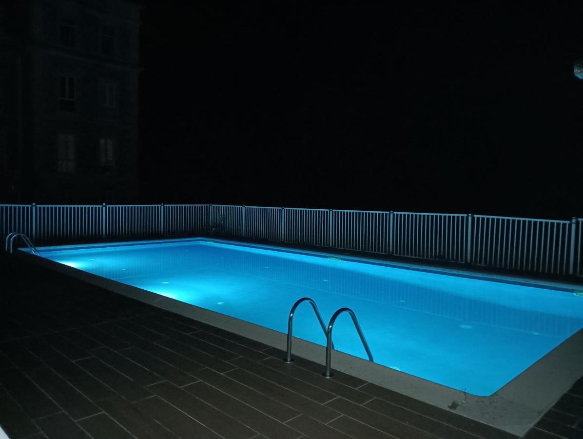 Chatescos - Estudio En Chateau *