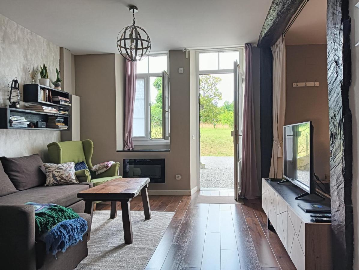 Chatescos - Estudio En Chateau *