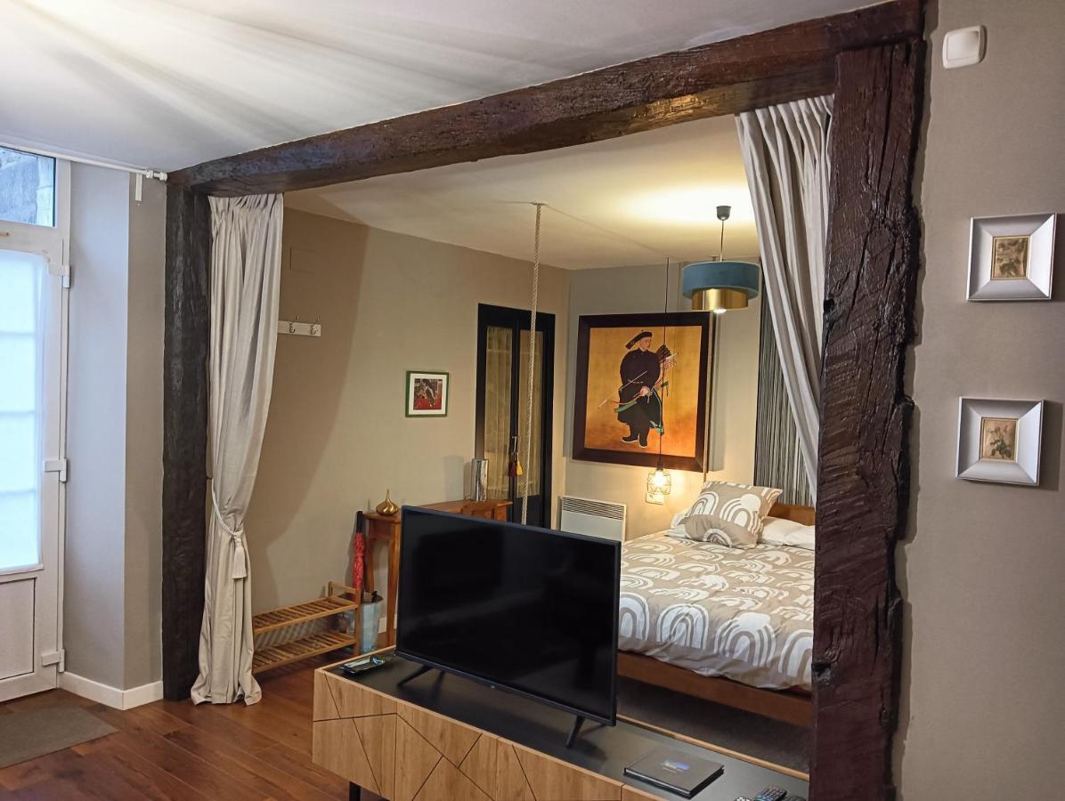 Chatescos - Estudio En Chateau Apartment Escos